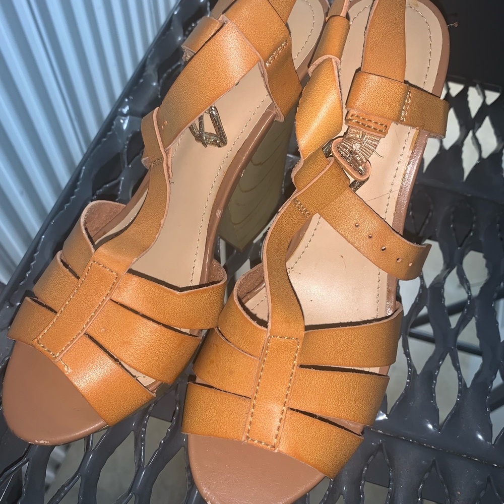 Platform heels ! Only used twice!
